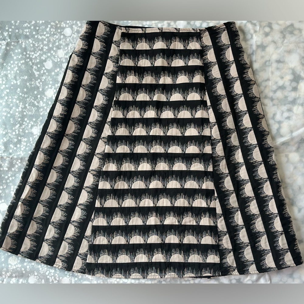Antoine & lili skirt size 2 black and beige